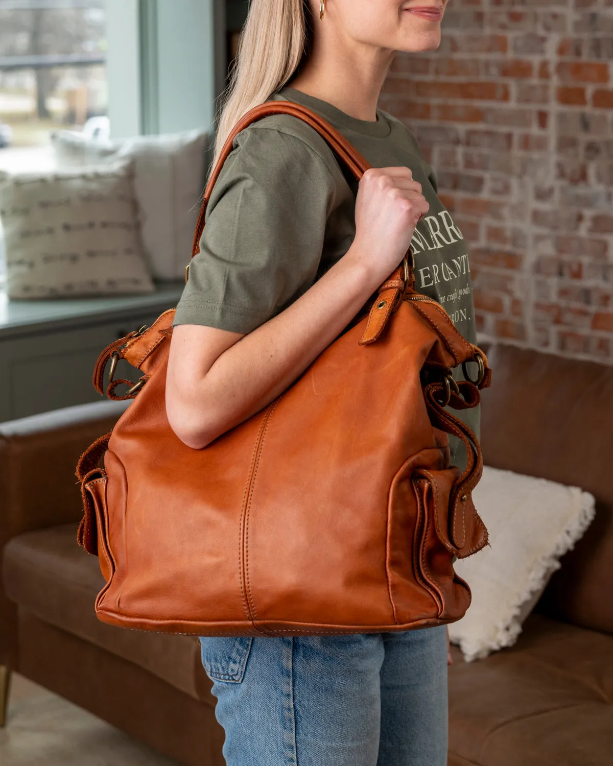 Aurora Shoulder Bag