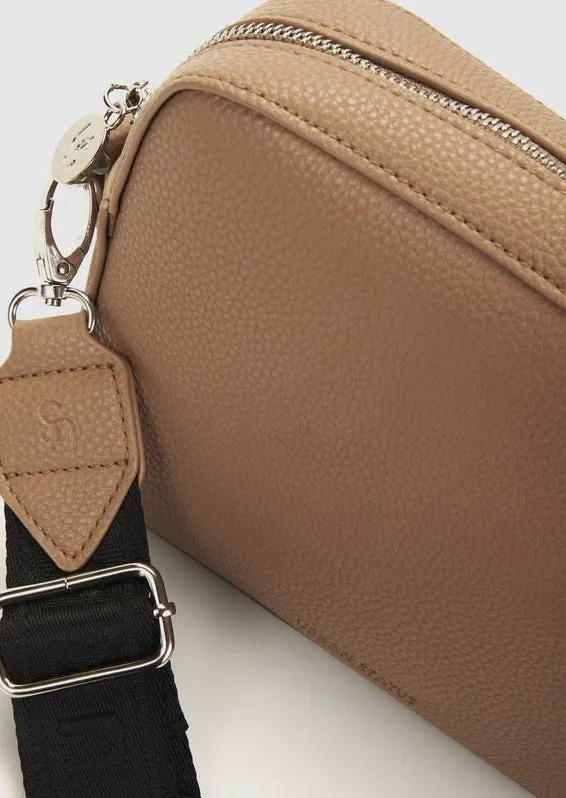 BOND Camera Crossbody  Nude