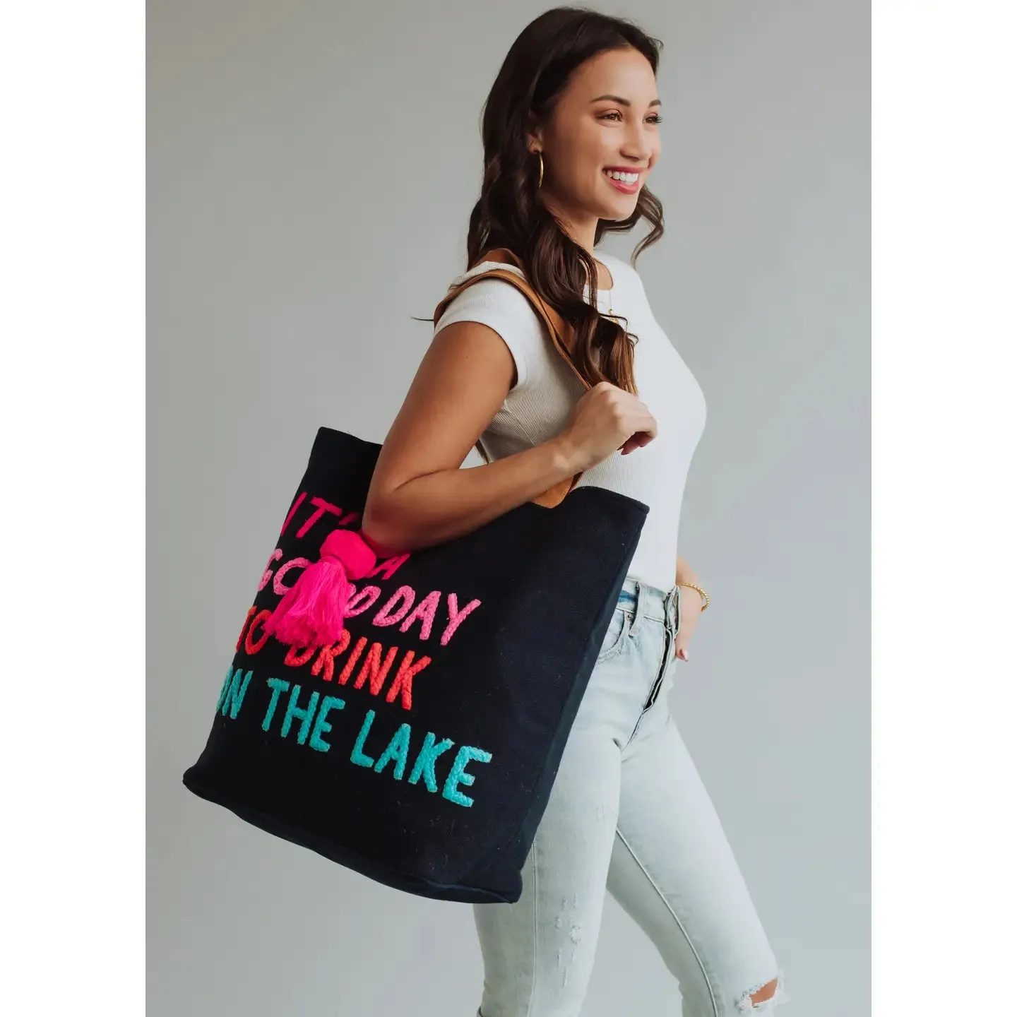 drink on the lake tote - navy