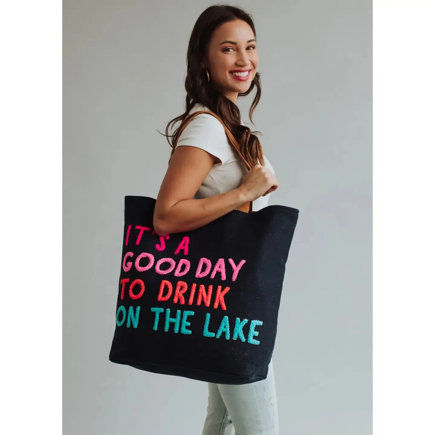 drink on the lake tote - navy
