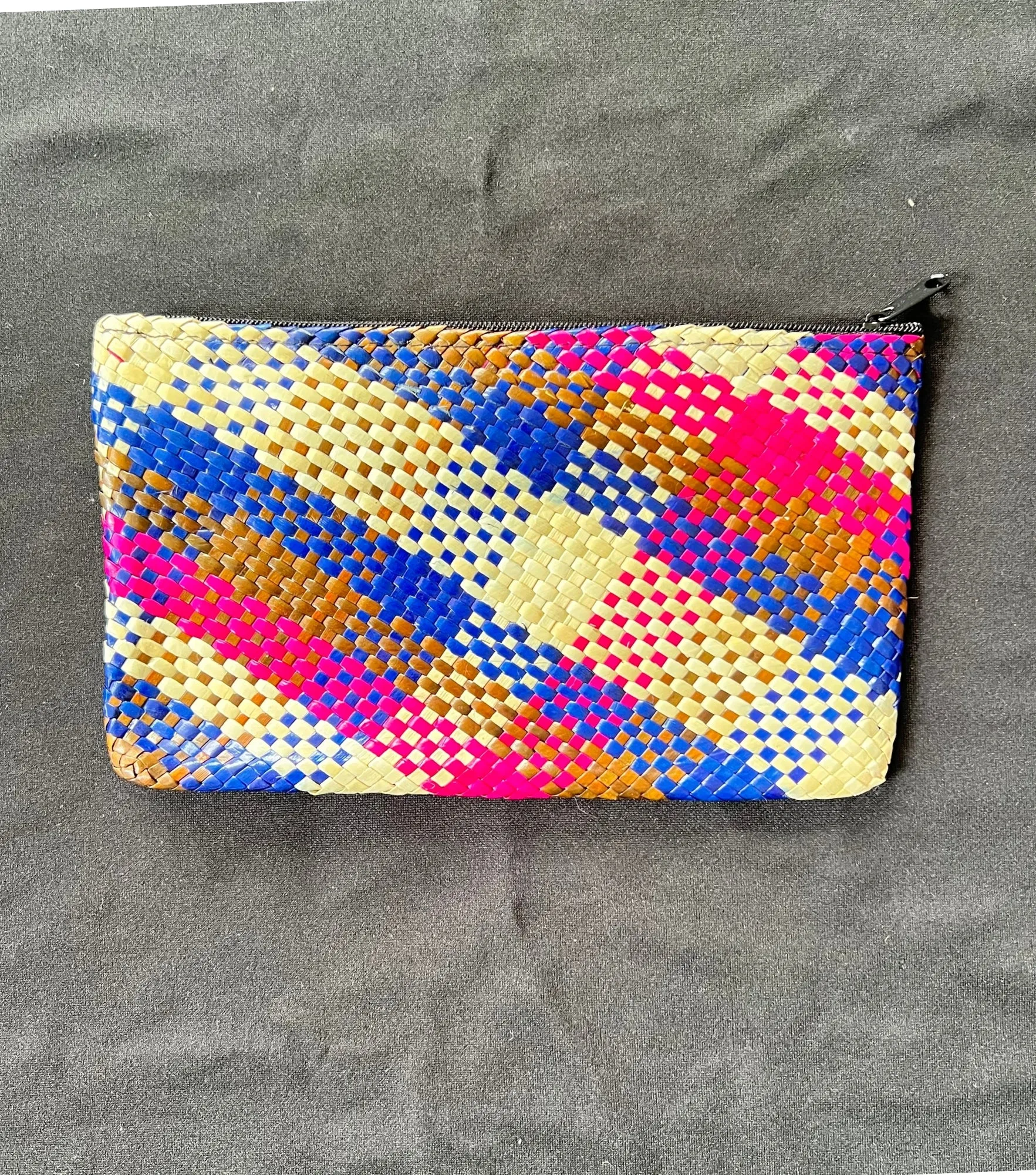 GIGI Laufala Envelope Purses