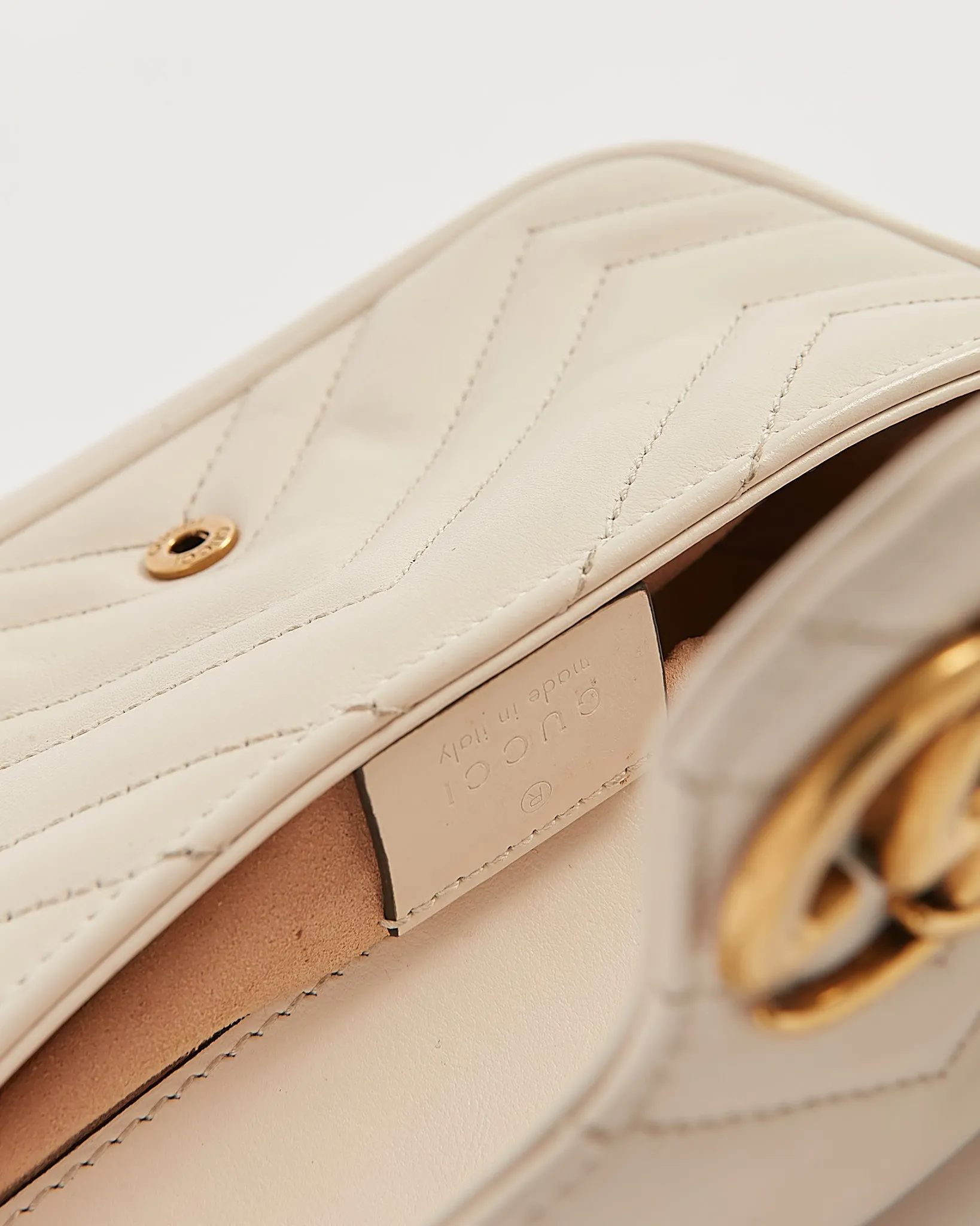 Gucci Off White Chevron Matelasse GG Marmont Super Mini Chain Bag