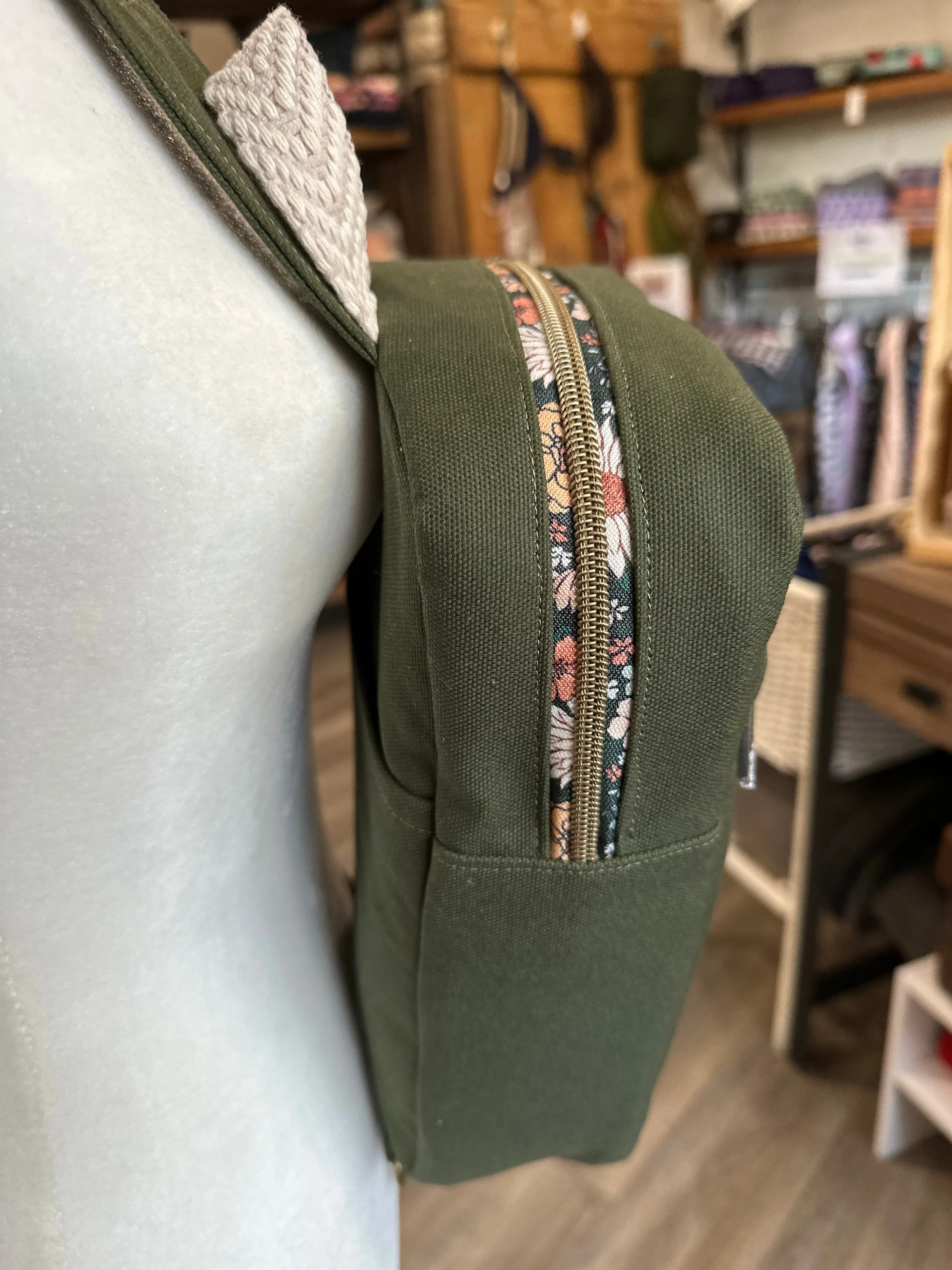 Hunter Green Sling Bag - Black Fern