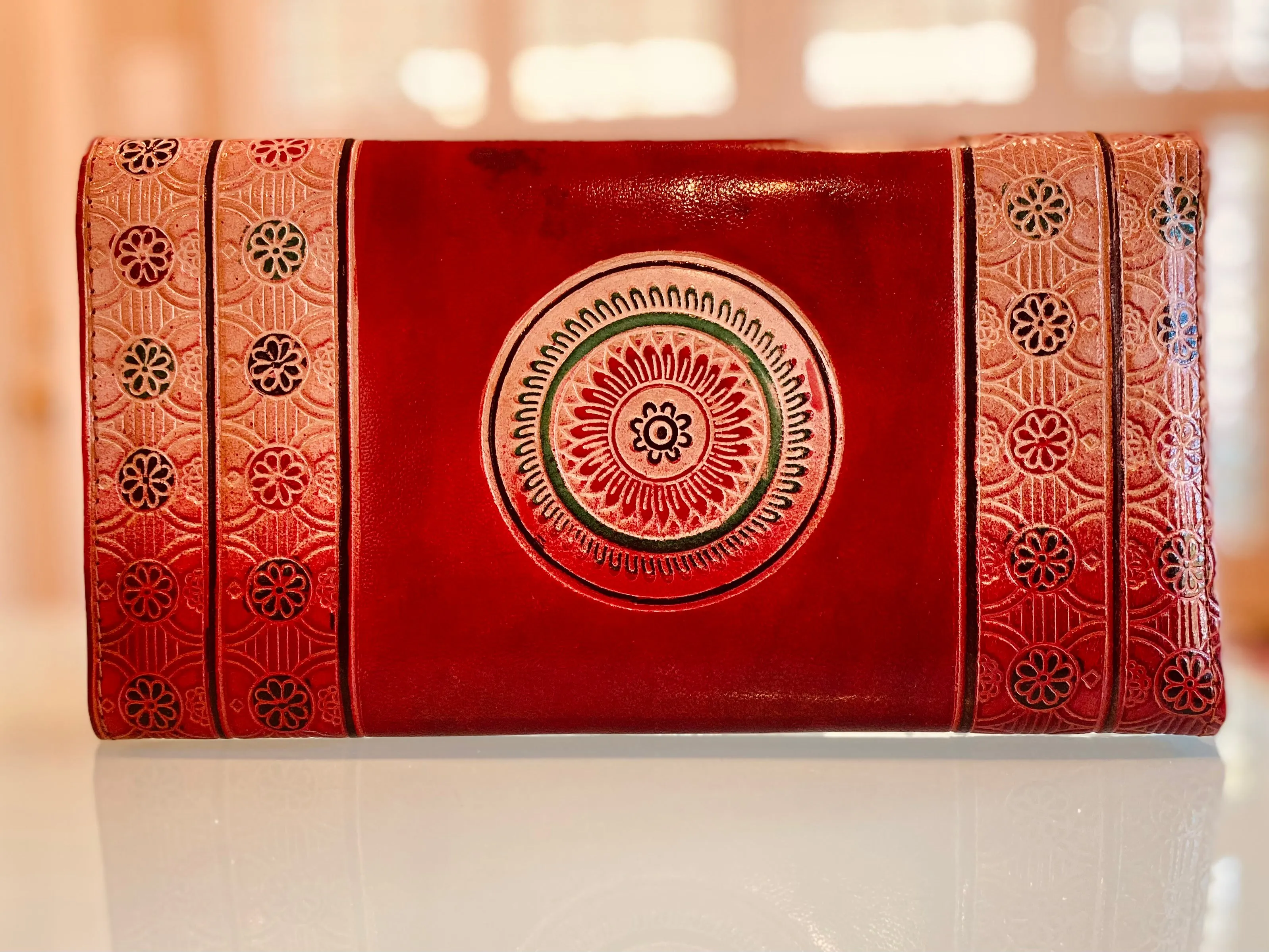 LEATHER WALLET CHAKRA PRINT (LARGE)