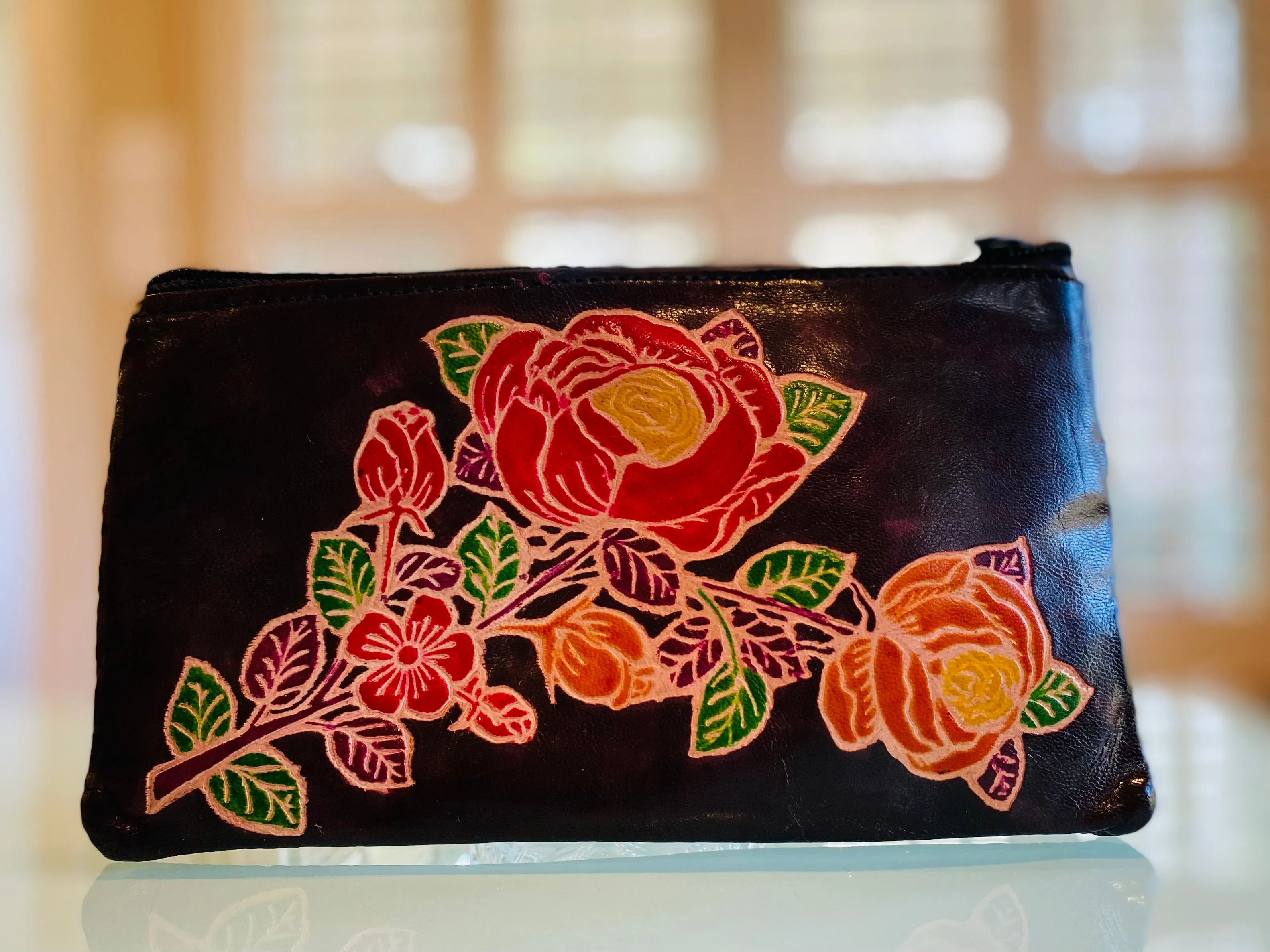 LEATHER WALLET/POUCH CHOCOLATE COLOR BACKGROUND WITH FLOWERS