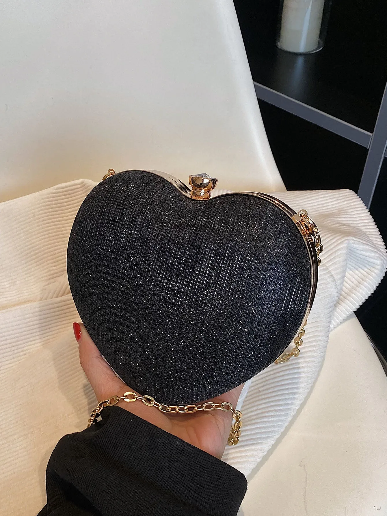 Luxury Handbag Clutch Purses Heart Shape Chain Ladies Evening Bag - Black