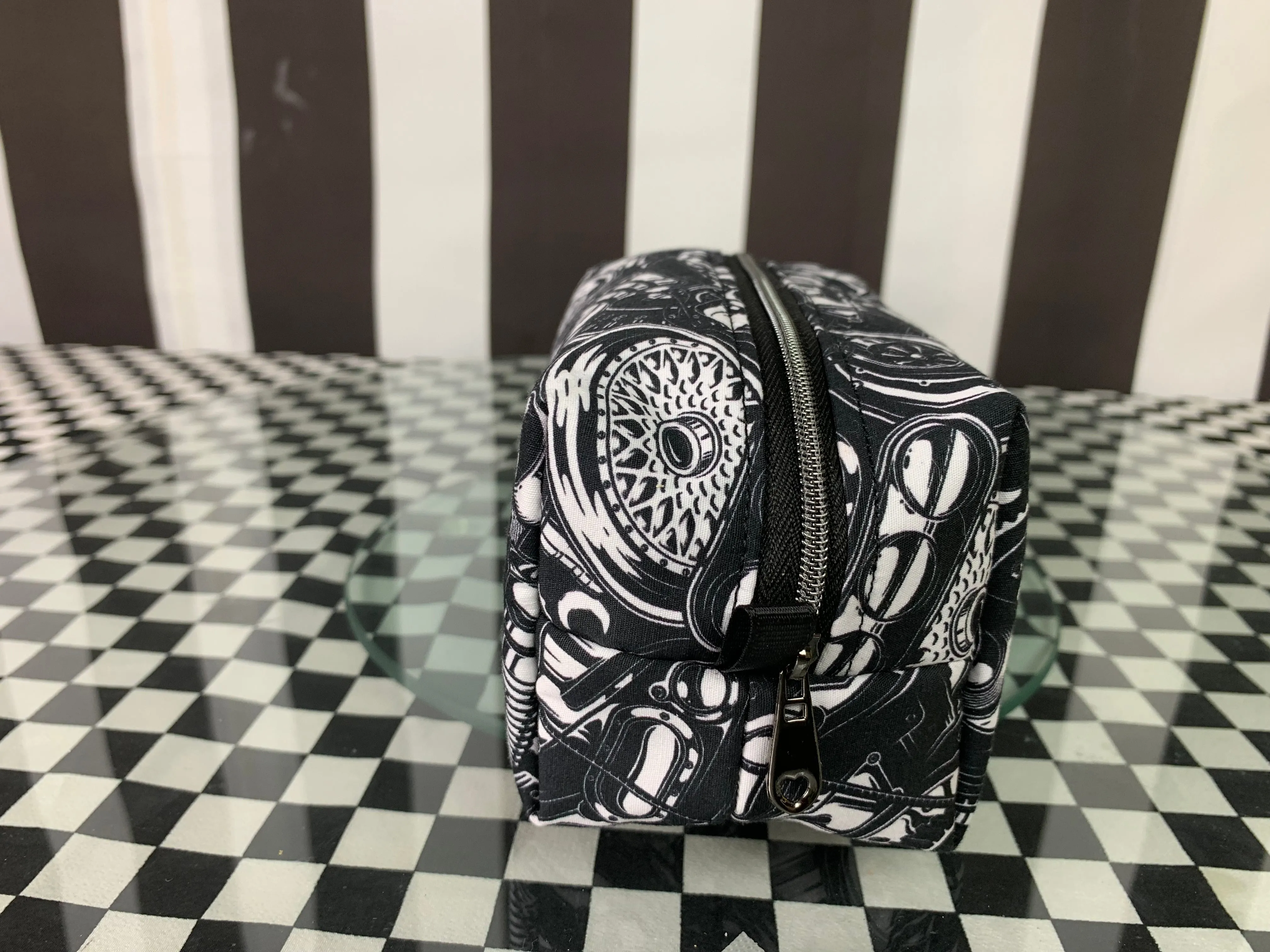 Motor parts boxy pouch
