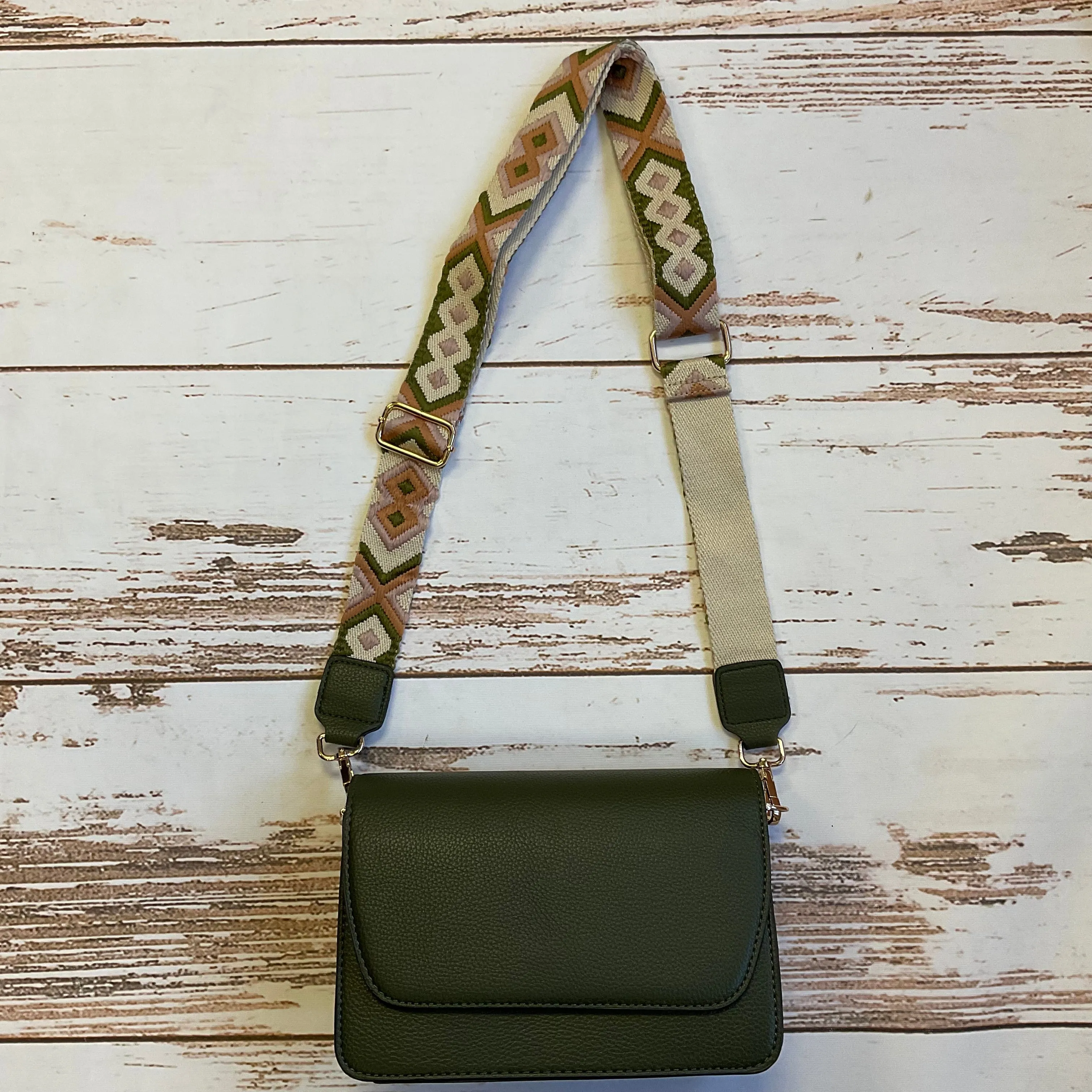 Noah Flapover Crossbody Purse With Guitar Strap