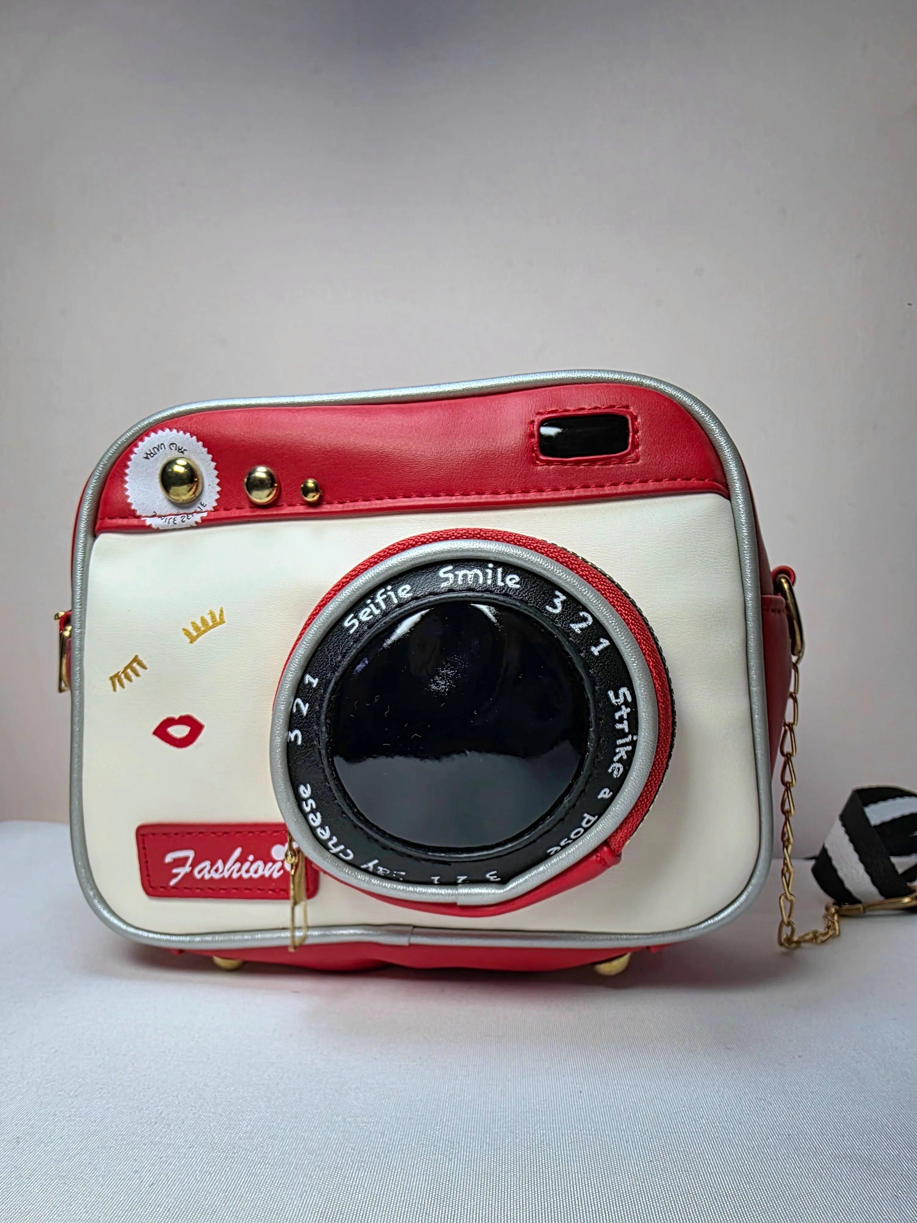 Novelty Camera Crossbody Bag