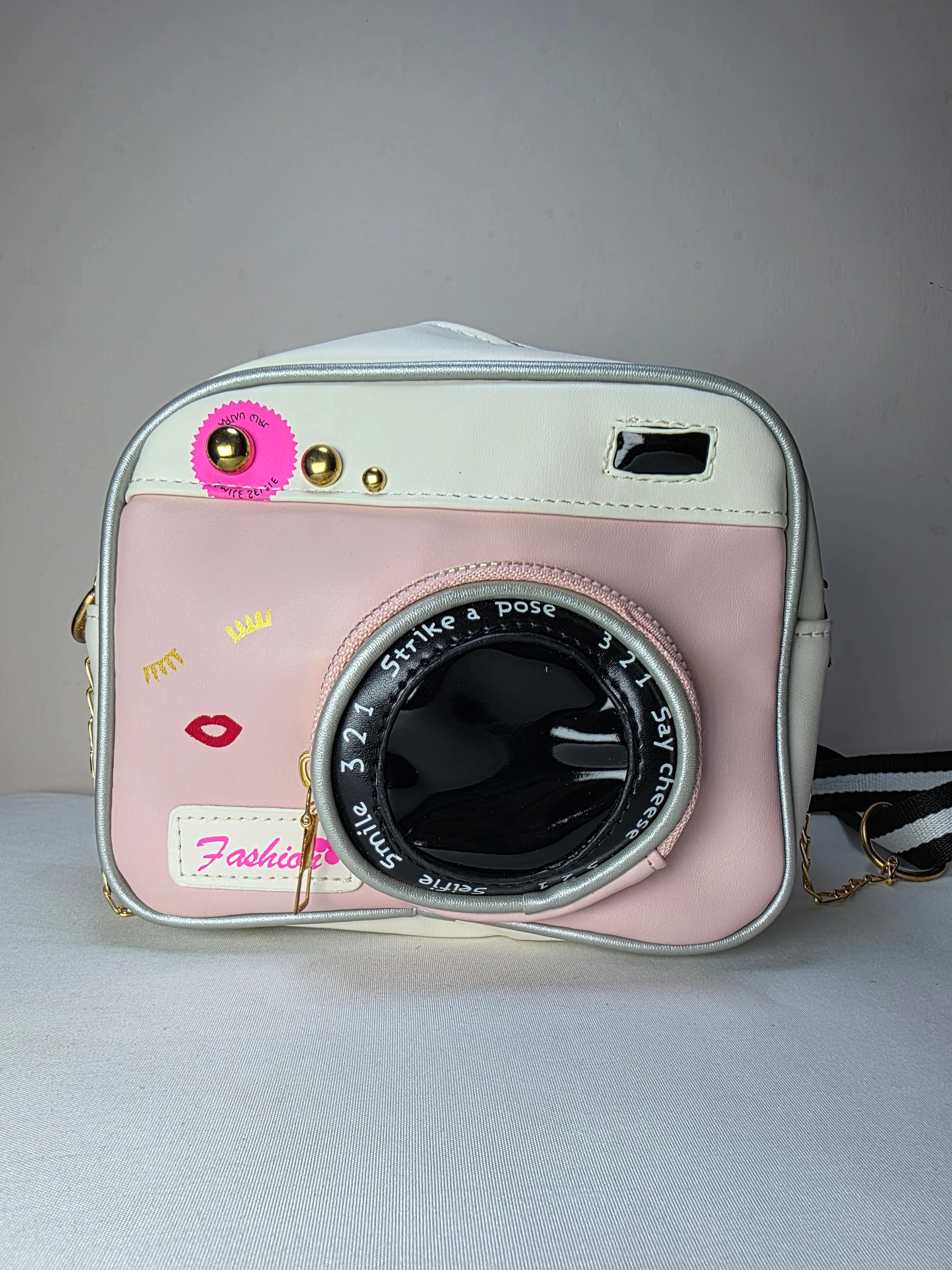 Novelty Camera Crossbody Bag