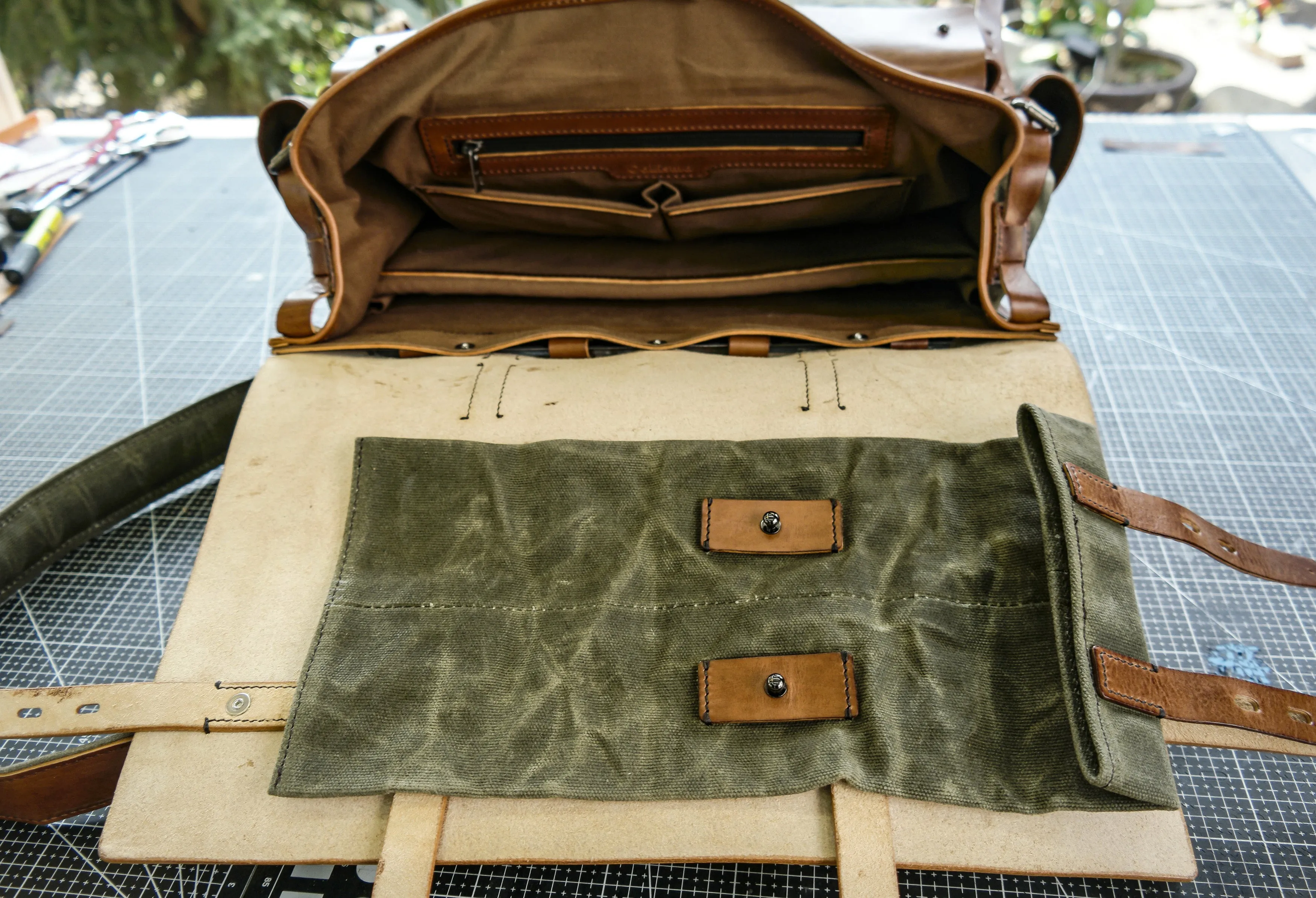 【Physical Pattern】Oil wax canvas messenger bag with diagonal span and double shoulders| Waxed Canvas Backpack Pattern|