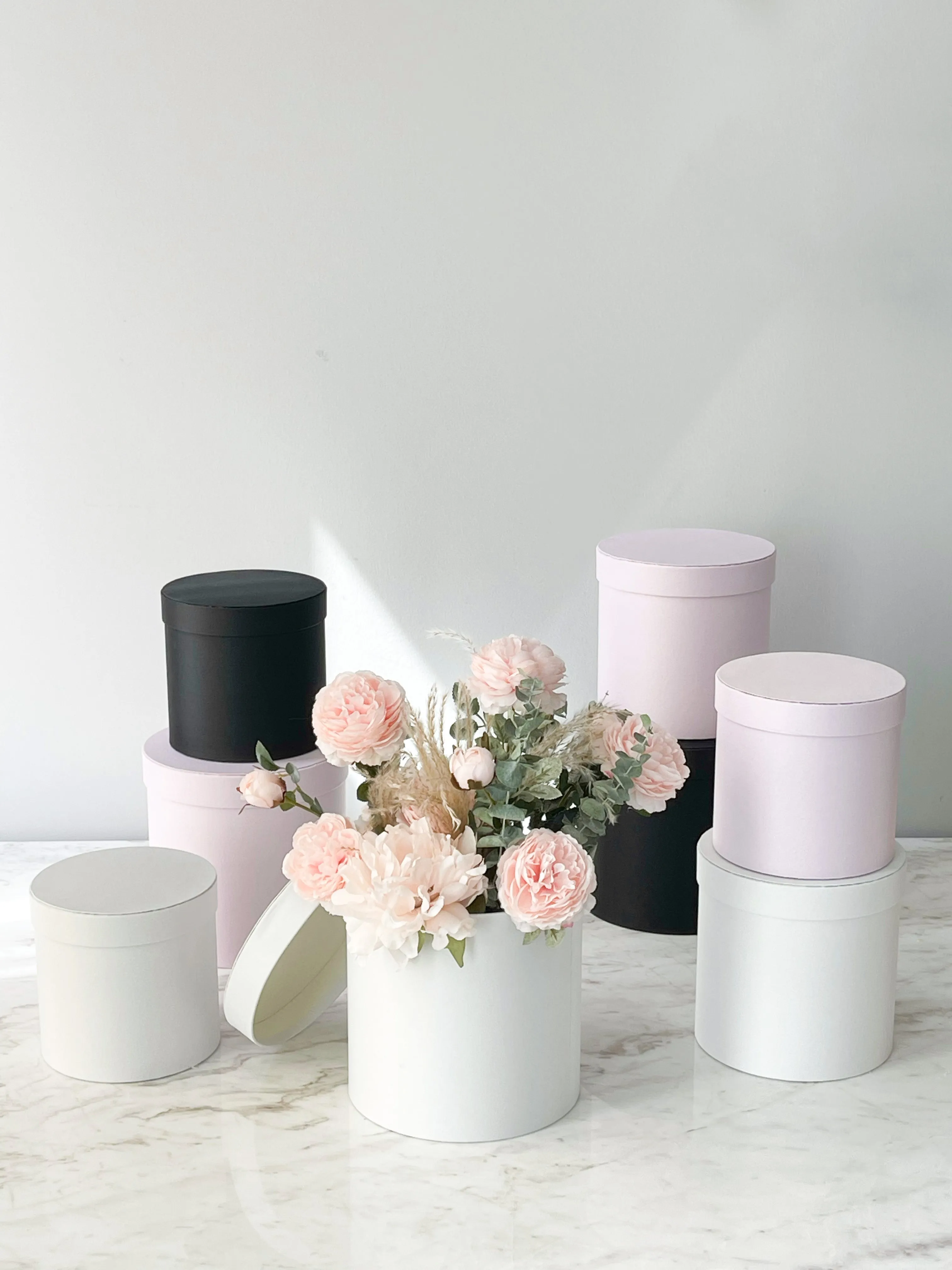 Satin Round Flower Box in Variety Color and Size