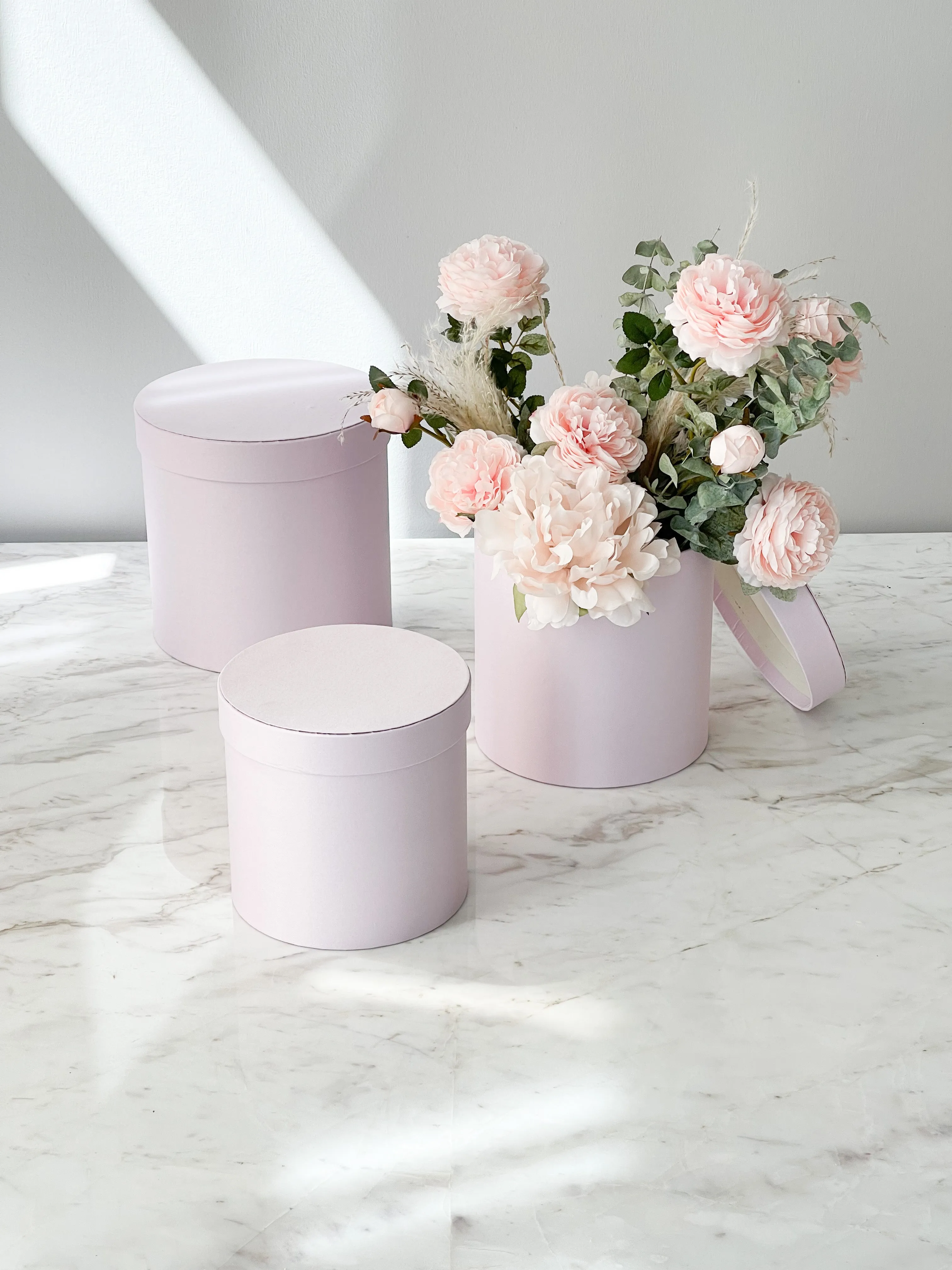 Satin Round Flower Box in Variety Color and Size