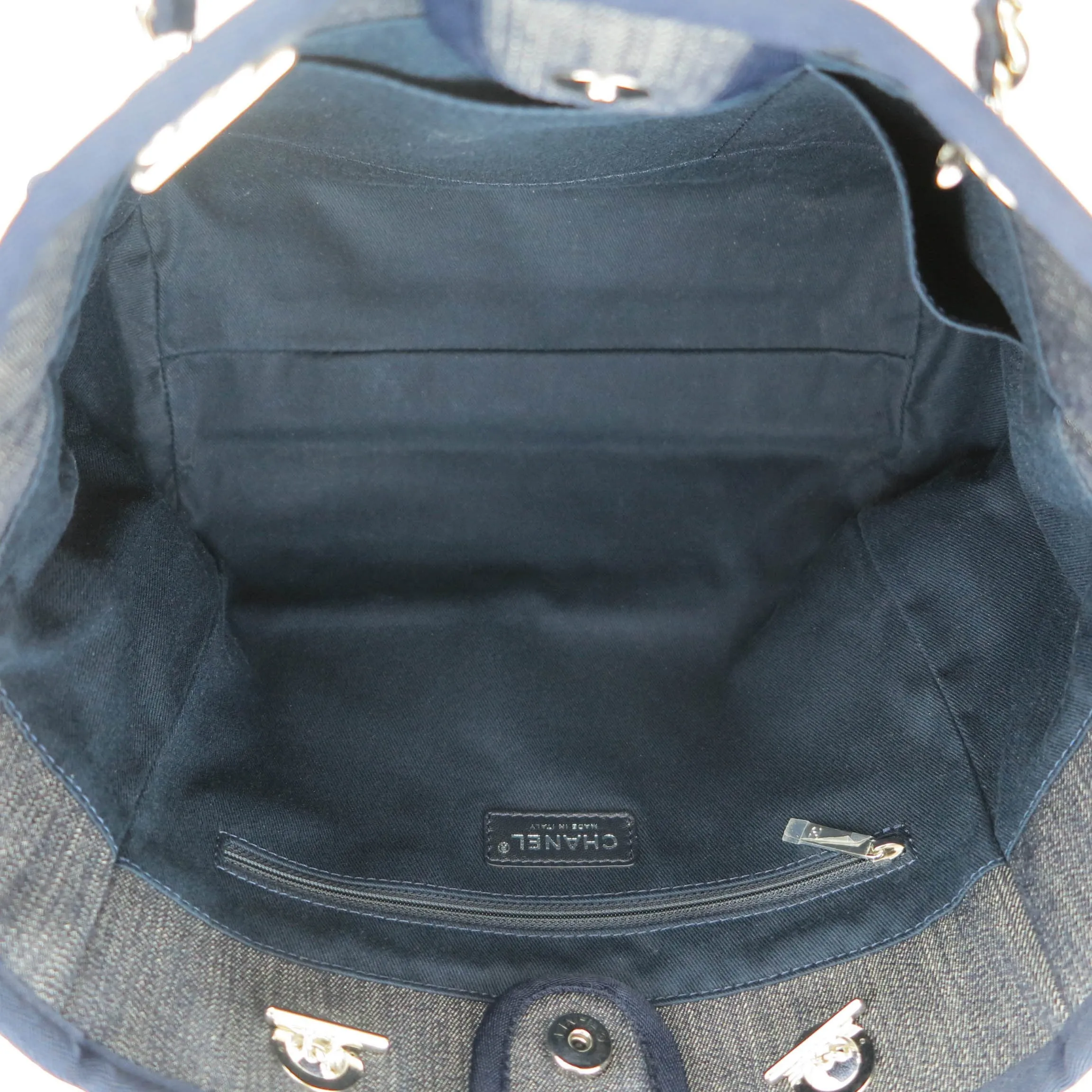 Small Deauville Tote Bag in Navy Denim Canvas