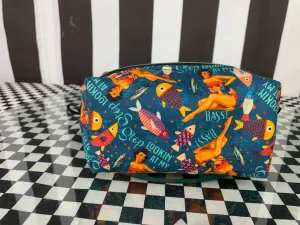 Stop looking at my bass boxy pouch