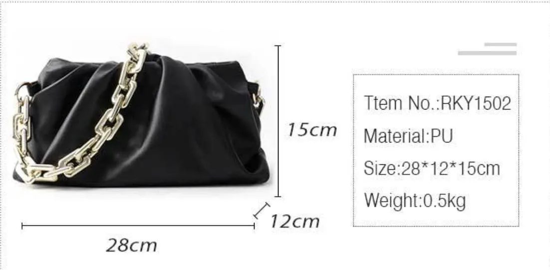 Thick chain shoulder purses.
