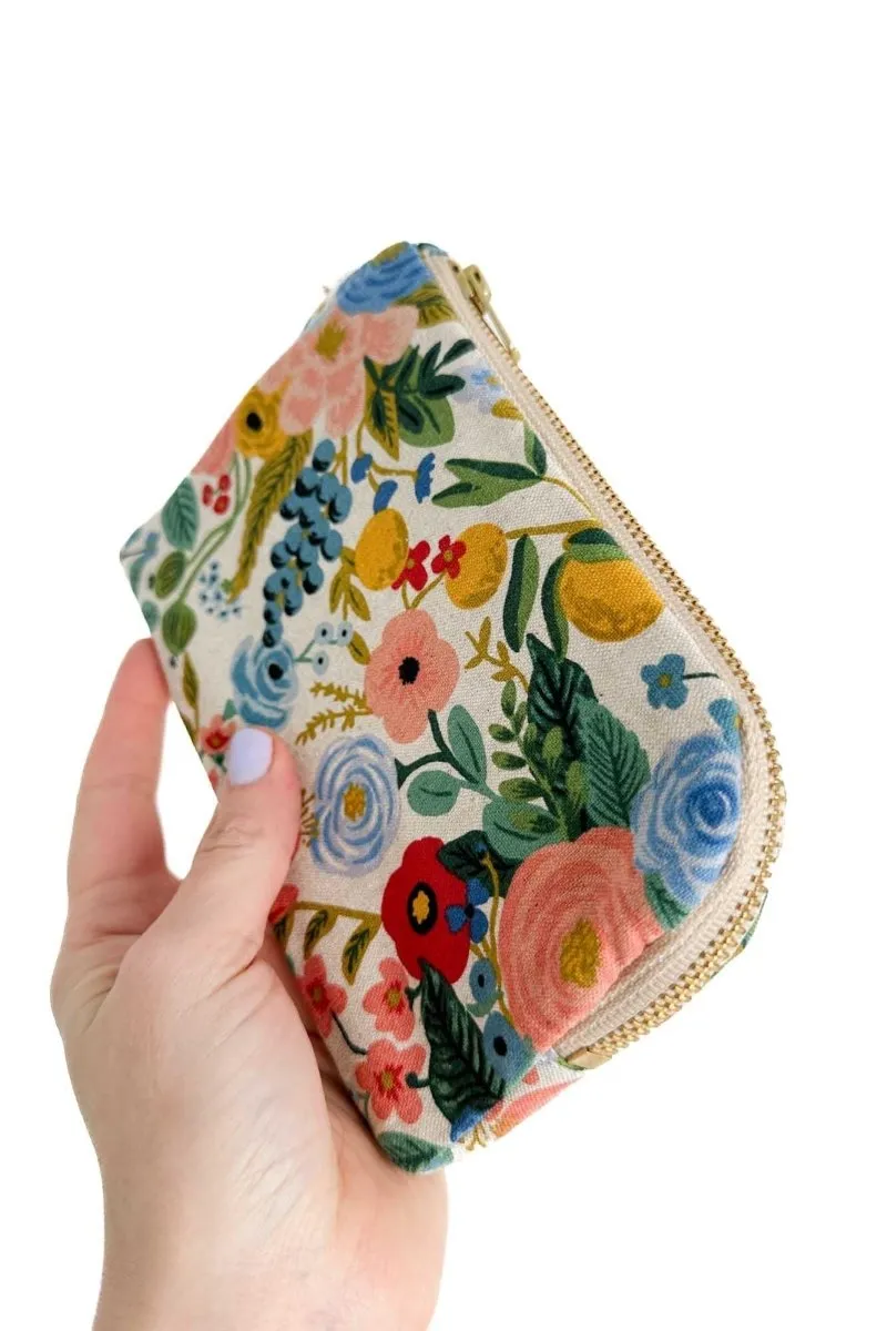 Wildwood Blue Canvas Everyday Essential Oil Pouch with Compartments