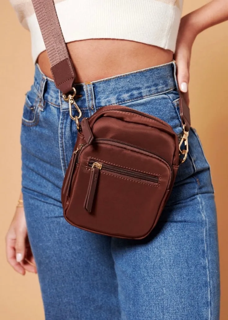 Ziggy Crossbody Bag (Brown)